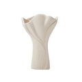 Elegant Matte White Ceramic Vase – Minimalist Modern Design